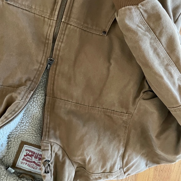 Levi's Cream and Brown Sherpa Jacket - Picture 8 of 8